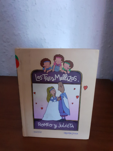 Portada del libro de Romeo y Julieta - Las tres mellizas