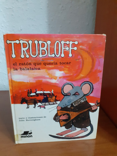 Portada del libro de Trubloff el ratón que quería tocar la balalaica