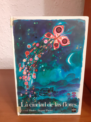 Portada del libro de Ciudad de las Flores, la