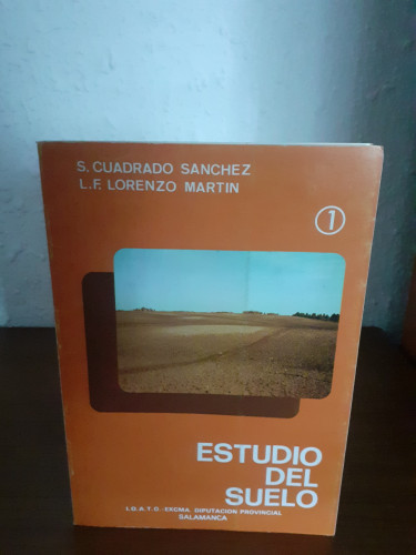 Portada del libro de Estudio del suelo