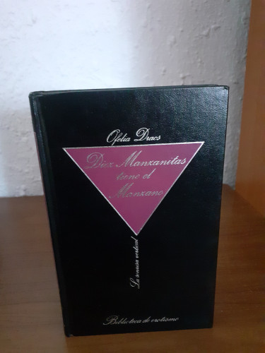 Portada del libro de Diez manzanitas tiene el manzano.