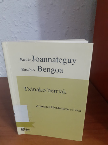 Portada del libro de Basile Joannateguy Eusebio Bengoa Txinako berriak