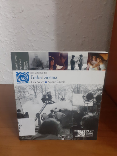 Portada del libro de Euskal zinema / Cine vasco / Basque Cinema