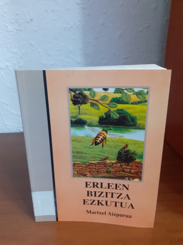 Portada del libro de Erleen bizitza ezkutua