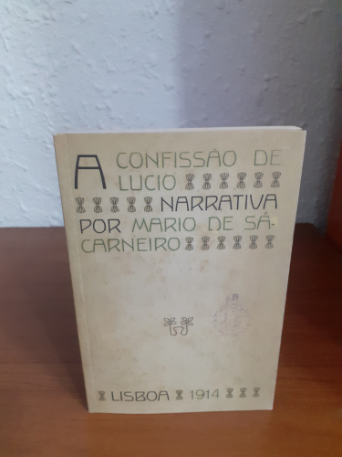 Portada del libro de A confissao de Lucio