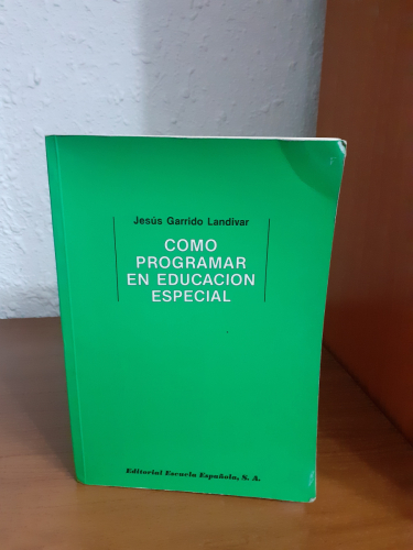 Portada del libro de Cómo Programar en Educación Especial