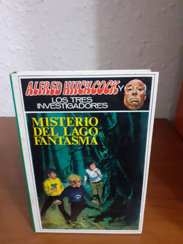 Portada del libro de El misterio del lago fantasma