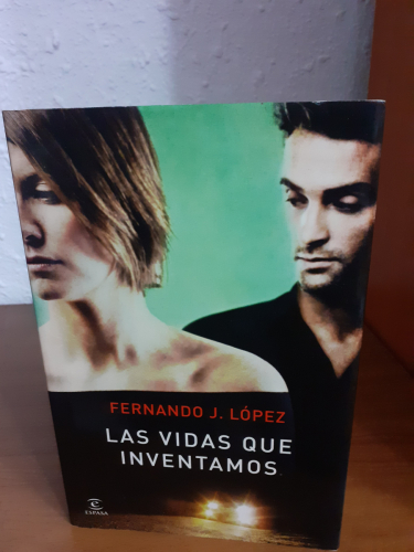 Portada del libro de Las vidas que inventamos