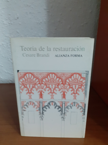 Portada del libro de Teoría de la restauración