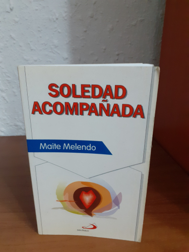 Portada del libro de Soledad Acompañada