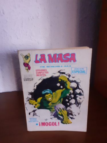 Portada del libro de La masa. The increidble Hulk. Edición especial. Mogol. 12