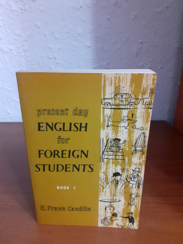 Portada del libro de Present day. English for Foreign Students. Book 1