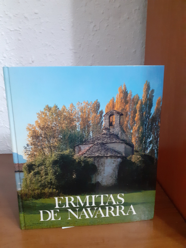 Portada del libro de Ermitas de Navarra