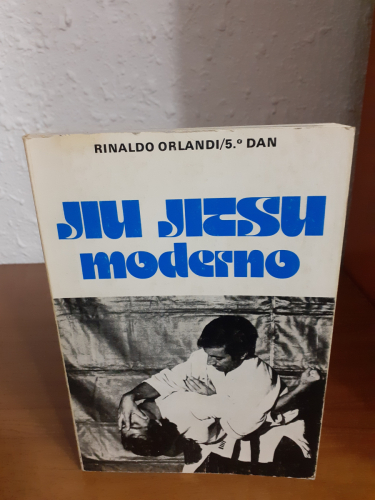 Portada del libro de Jiu Jitsu Moderno