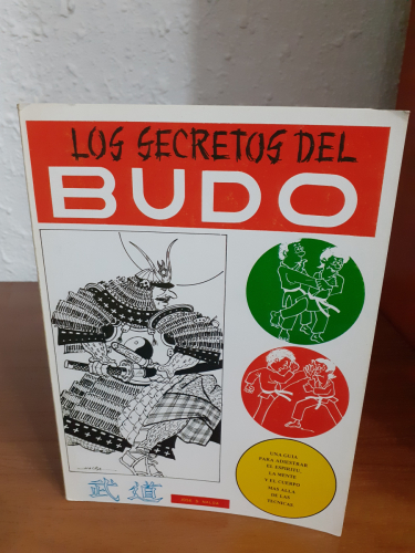 Portada del libro de Los Secretos del Budo