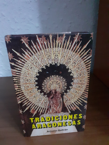 Portada del libro de Tradiciones Aragonesas