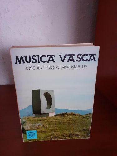 Portada del libro de Música vasca