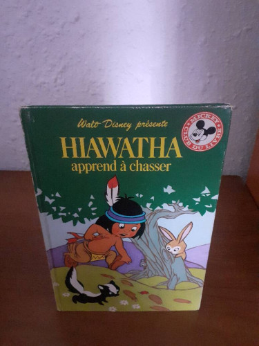 Portada del libro de HIAWATHA APPREND A CHASSER