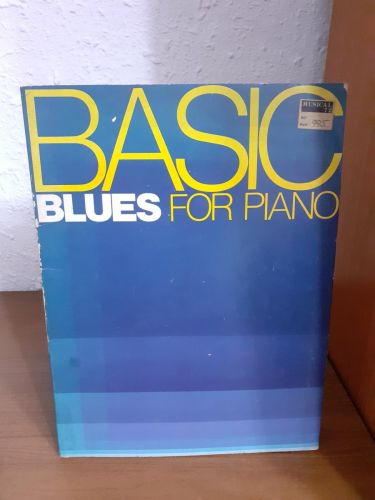 Portada del libro de Basic blues for piano
