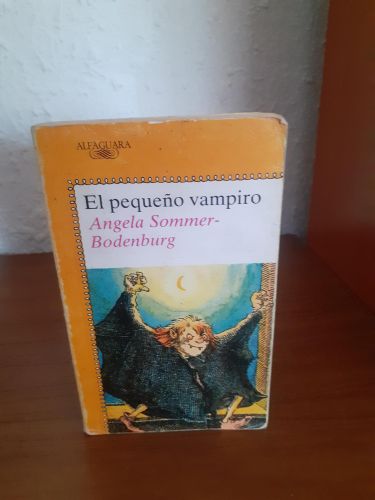 Portada del libro de El pequeño vampiro