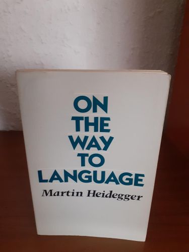 Portada del libro de On the Way to Language