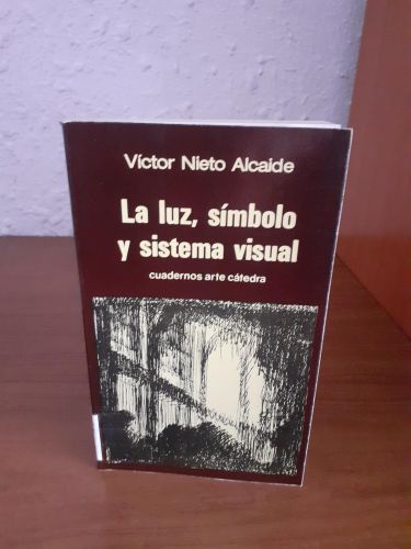 Portada del libro de La luz, símbolo y sistema visual