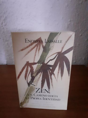 Portada del libro de ZEN UN CAMINO HACIA LA PROPIA IDENTIDAD