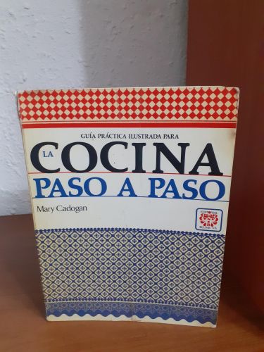 Portada del libro de Guía práctica ilustrada para la cocina paso a paso