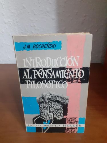 Portada del libro de Introducción al pensamiento filosófico