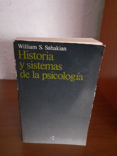 Portada del libro de Historia y sistemas de la psicología