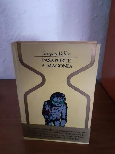 Portada del libro de Pasaporte a Magonia