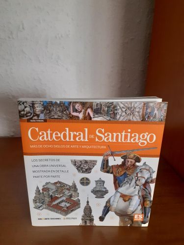 Portada del libro de GUÍA VISUAL CASTELLANO CATEDRAL DE SANTIAGO