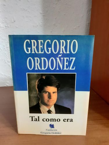 Portada del libro de Gregorio Ordóñez, tal como era