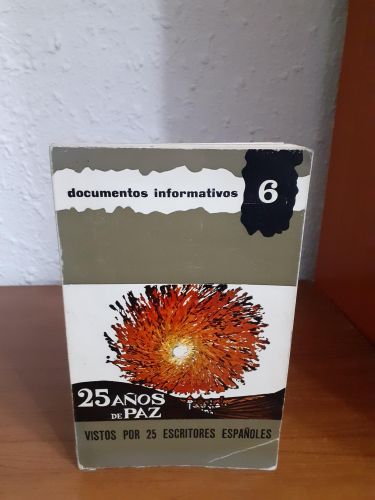 Portada del libro de 25 años de paz vistos por 25 escritores españoles