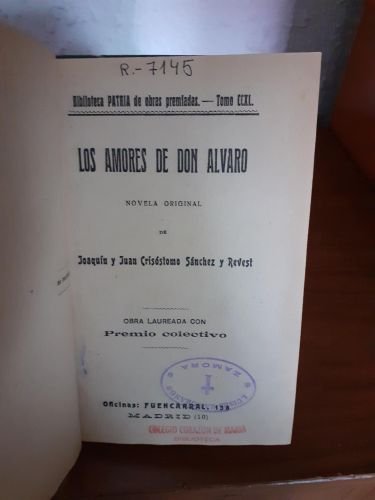 Portada del libro de Los amores de Don Álvaro
