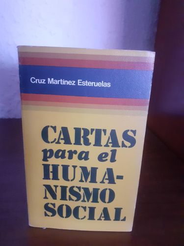 Portada del libro de Cartas para el humanismo social