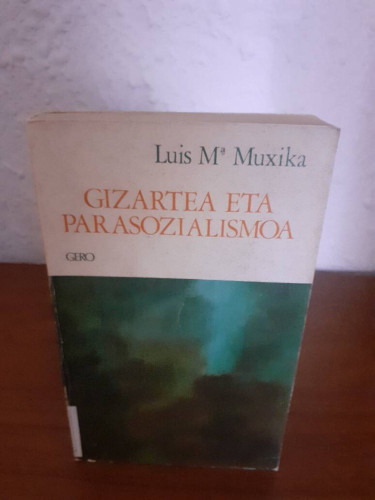 Portada del libro de GIZARTEA ETA PARASOZIALISMOA