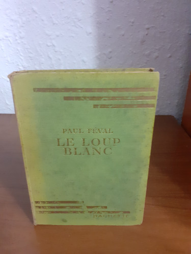 Portada del libro de LE LOUP BLANC