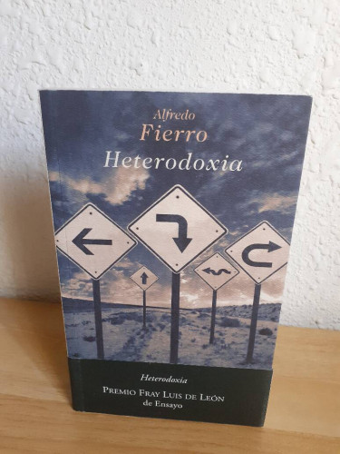 Portada del libro de HETERODOXIA