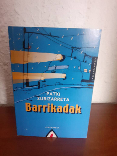 Portada del libro de BARRIKADAK