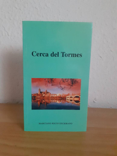 Portada del libro de CERCA DEL TORMES