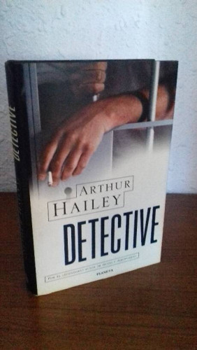 Portada del libro de DETECTIVE