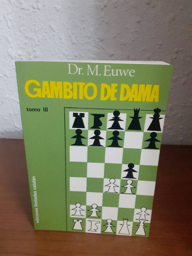 Portada del libro de GAMBITO DE DAMA // TOMO III