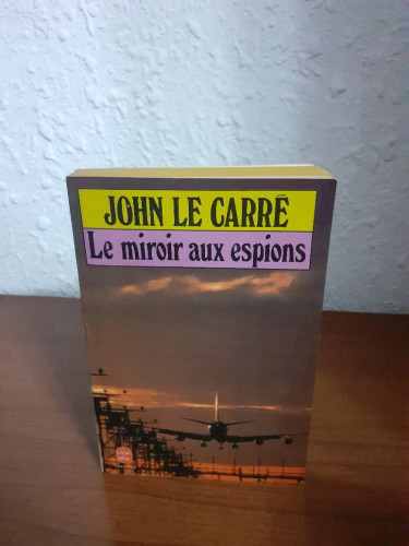 Portada del libro de LE MIROIR AUX ESPIONS