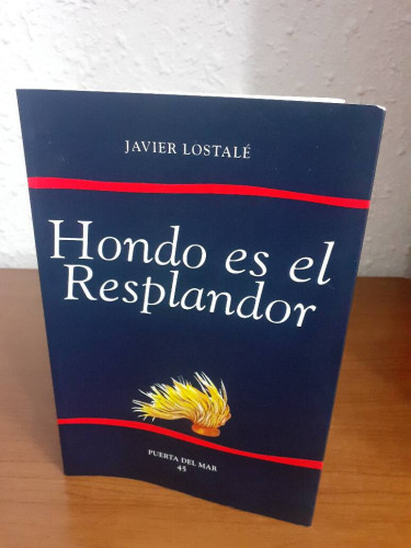 Portada del libro de HONDO ES EL RESPLANDOR