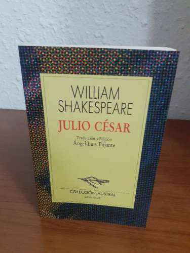 Portada del libro de JULIO CESAR