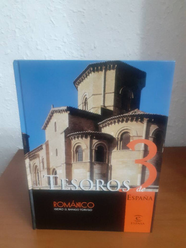 Portada del libro de TESOROS DE ESPAÑA ROMANICO