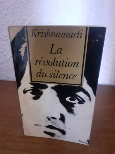 Portada del libro de LA REVOLUTION DU SILENCE