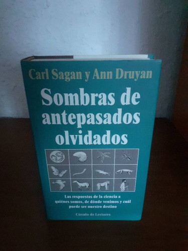 Portada del libro de SOMBRAS DE ANTEPASADOS OLVIDADOS